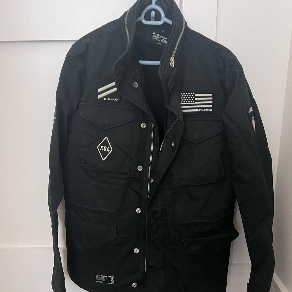 Black IZZUE Jacket, Chinese Size XL, US size M